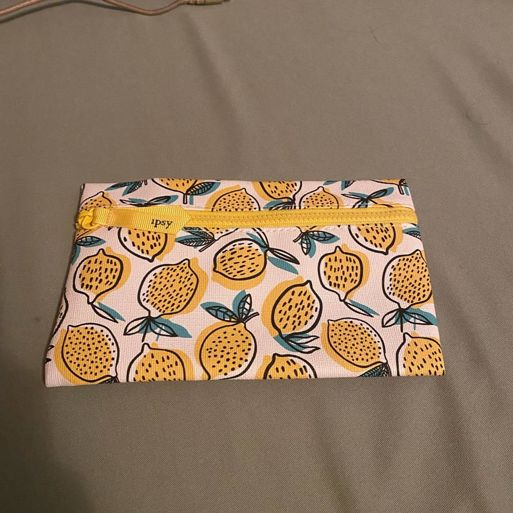 Ipsy lemon print bag